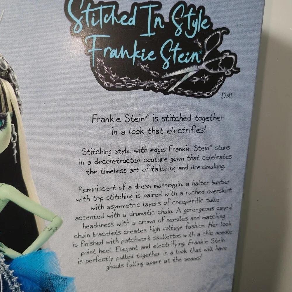 New Monster High Frankie Stein Doll HRL66 with Original Sculpt Stitched in Style